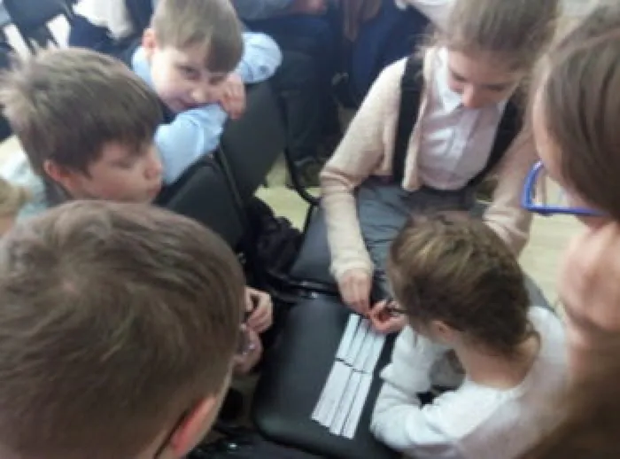 P90311-144244-350x259