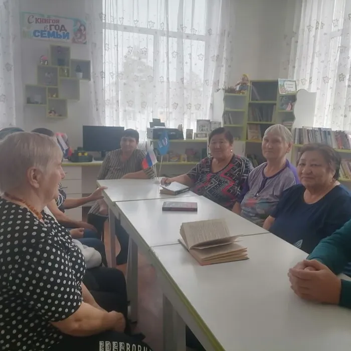 Народный поэт