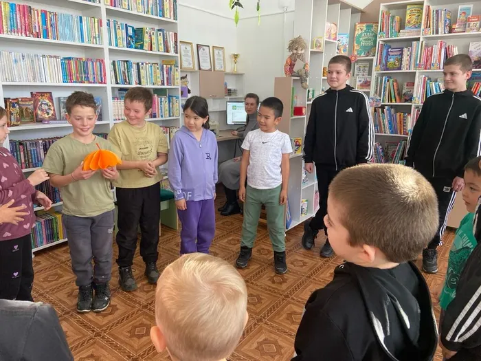 Игра Передай зонтик- назови примету осени