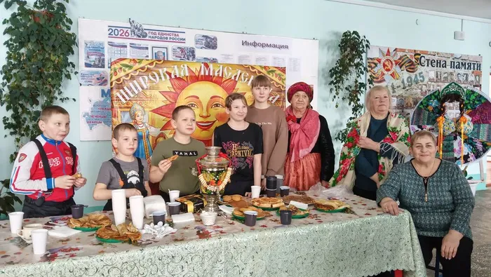 Традиционные чай с блинами