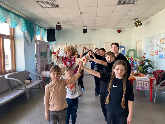 Русская игра Ручеек